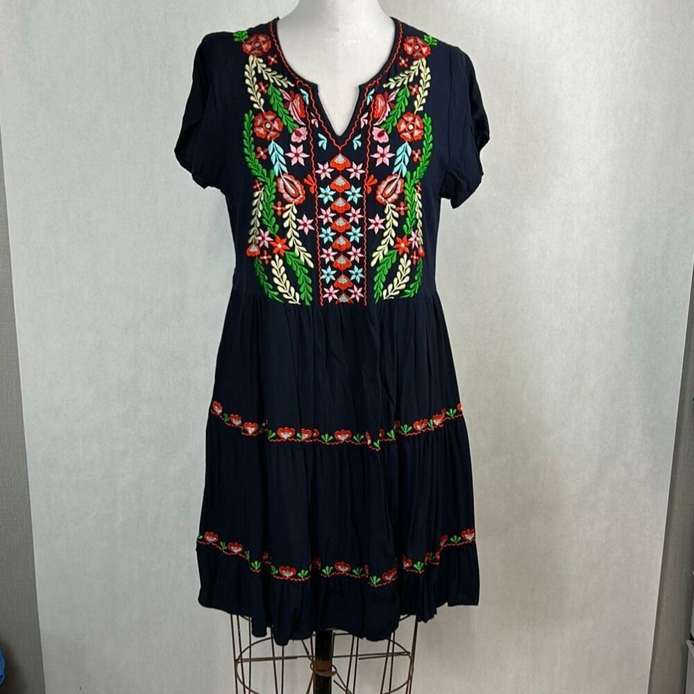 Mexican Floral Embroidered Dress Shoreline Wear Sz L Short Sleeve Tiered Ruffle